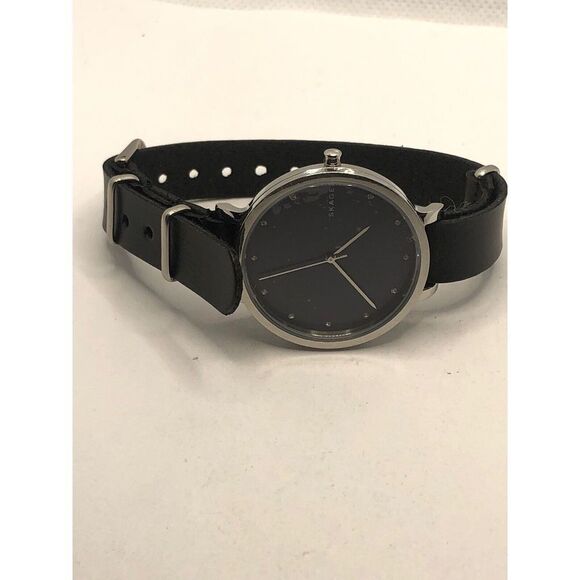 Skagen SKW2582 Women's Black Leather Analog Blue Dial Quartz Wrist Watch OP388 - Picture 5 of 9